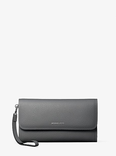 Jet Set Medium Pebbled Leather Convertible Wristlet